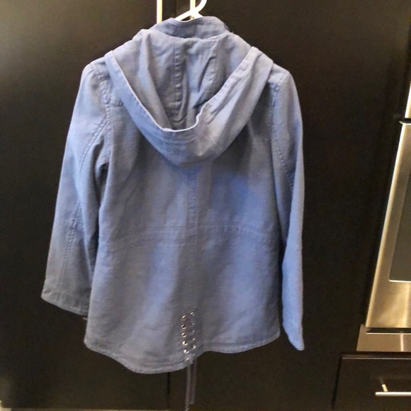 Coat - Picture 4 of 4